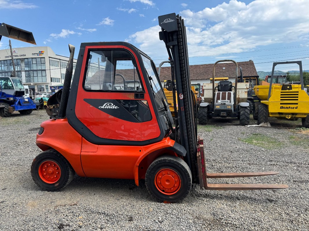 2003 Linde H40T-04