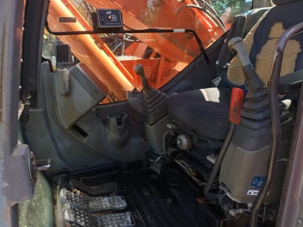 2009 Hitachi ZX225 USLC - imagine 14