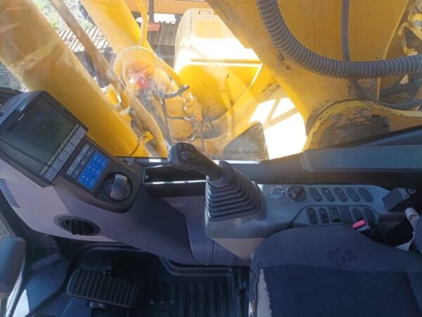 2014 Komatsu PC240 LC-10 - imagine 7