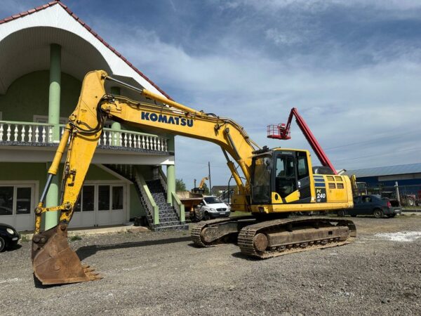 2014 Komatsu PC240 LC-10 - imagine 5