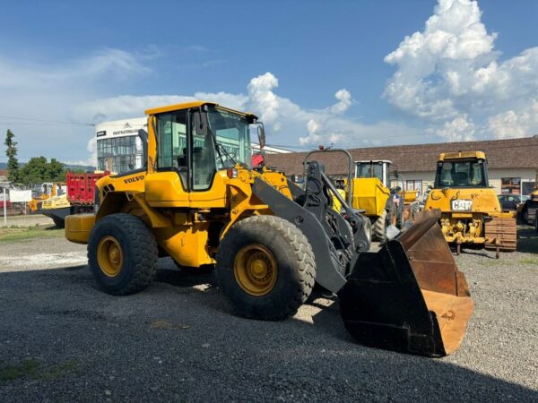 2008 Volvo L90F