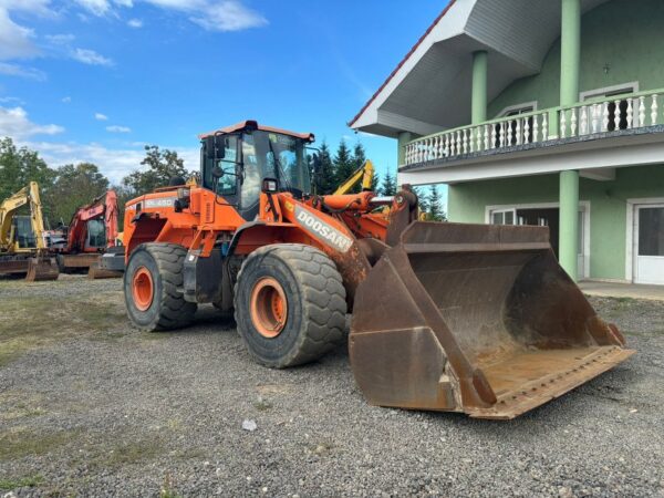 2014 Doosan DL450