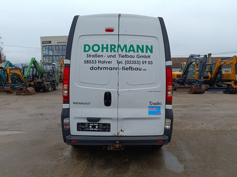 Renault Trafic 2.0 dCi - imagine 7