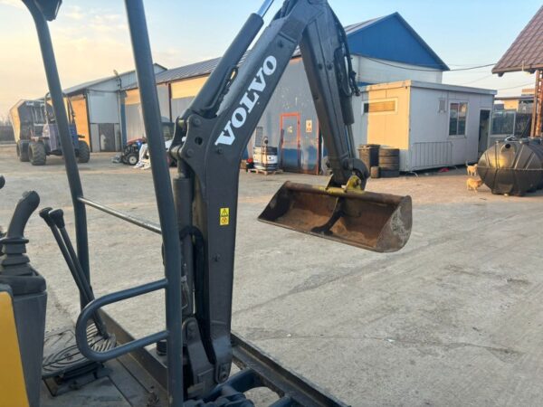 2016 Volvo EC18D - imagine 11