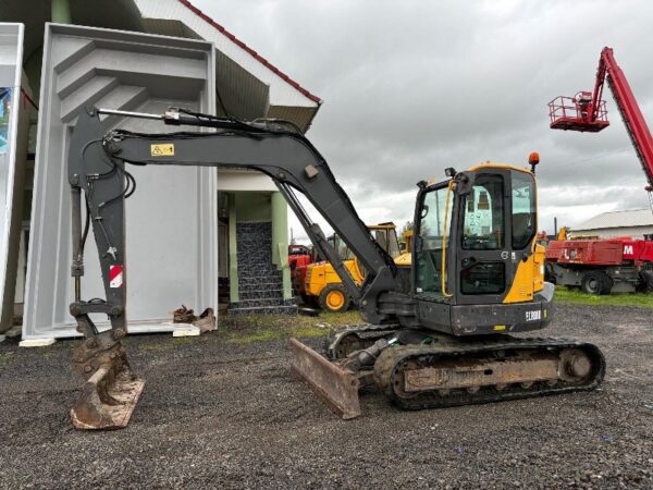 2017 Volvo ECR88D - imagine 13