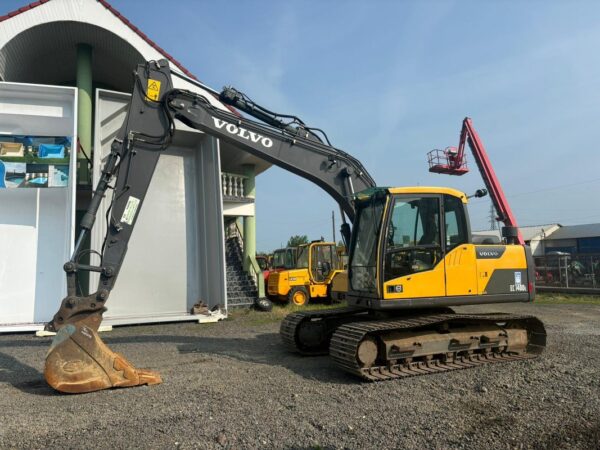 2015 Volvo EC140DL