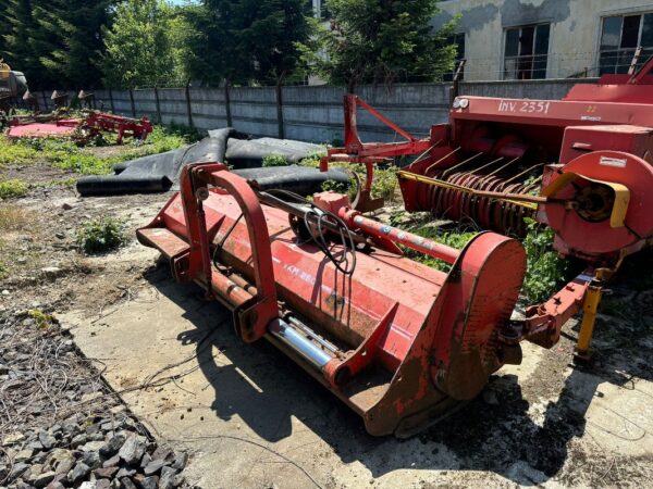 Tocătoare agricolă Kuhn VKM 280 - imagine 3