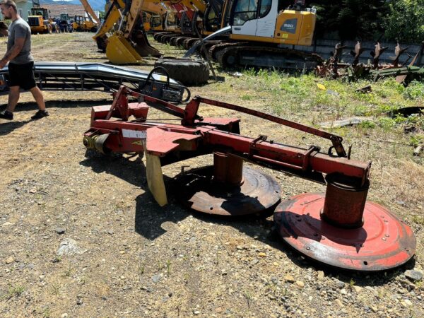 Cositoare cu 2 discuri pentru tractor