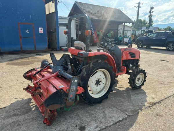 2018 Kubota T245D - imagine 8