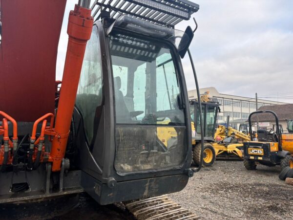 2012 Hitachi ZX225 USLC - imagine 13