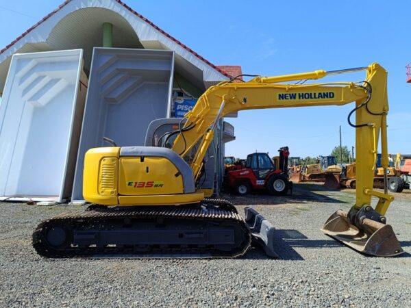 New Holland E135SR - imagine 7