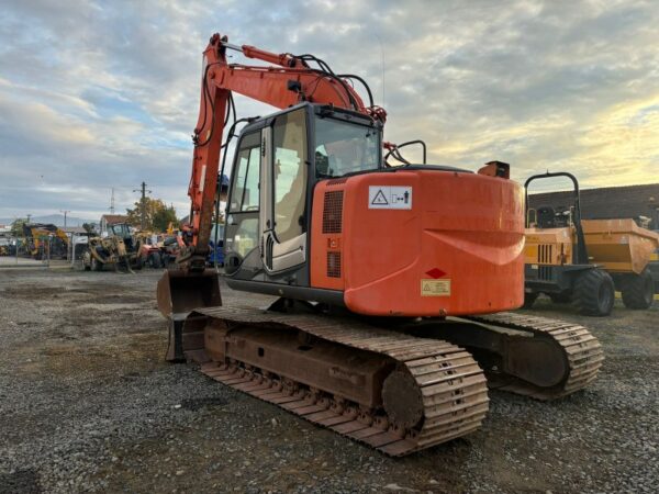 Hitachi ZX135US-3, 2011 - imagine 6