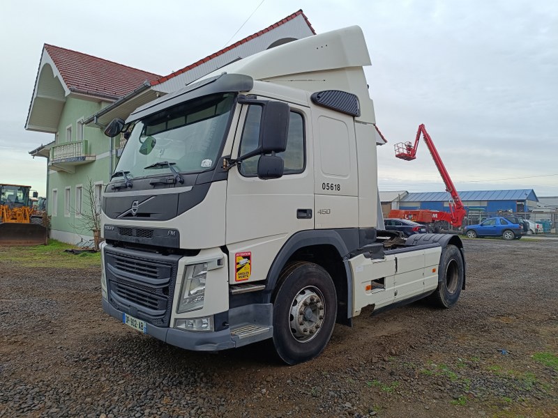 2015 Volvo FM450