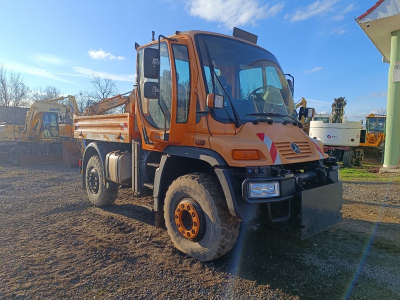 2002 Mercedes-Benz Unimog U405