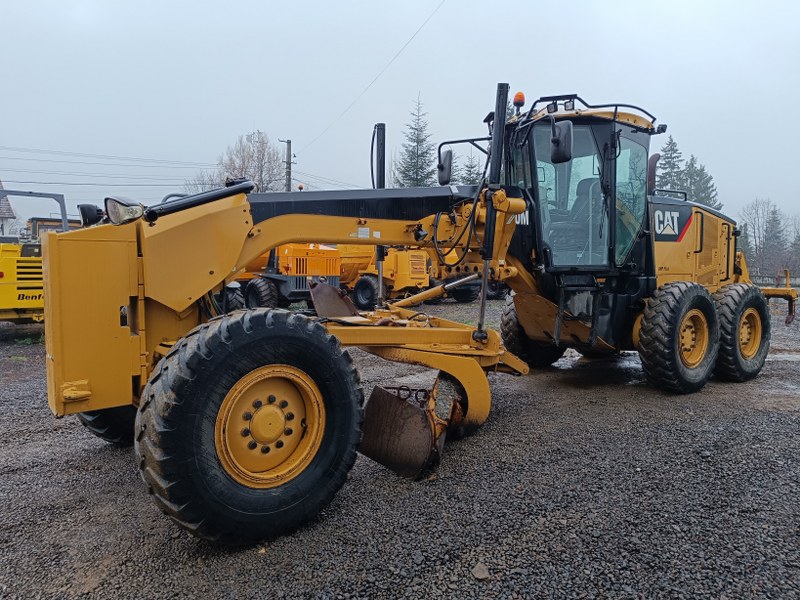 2011 Caterpillar 140M